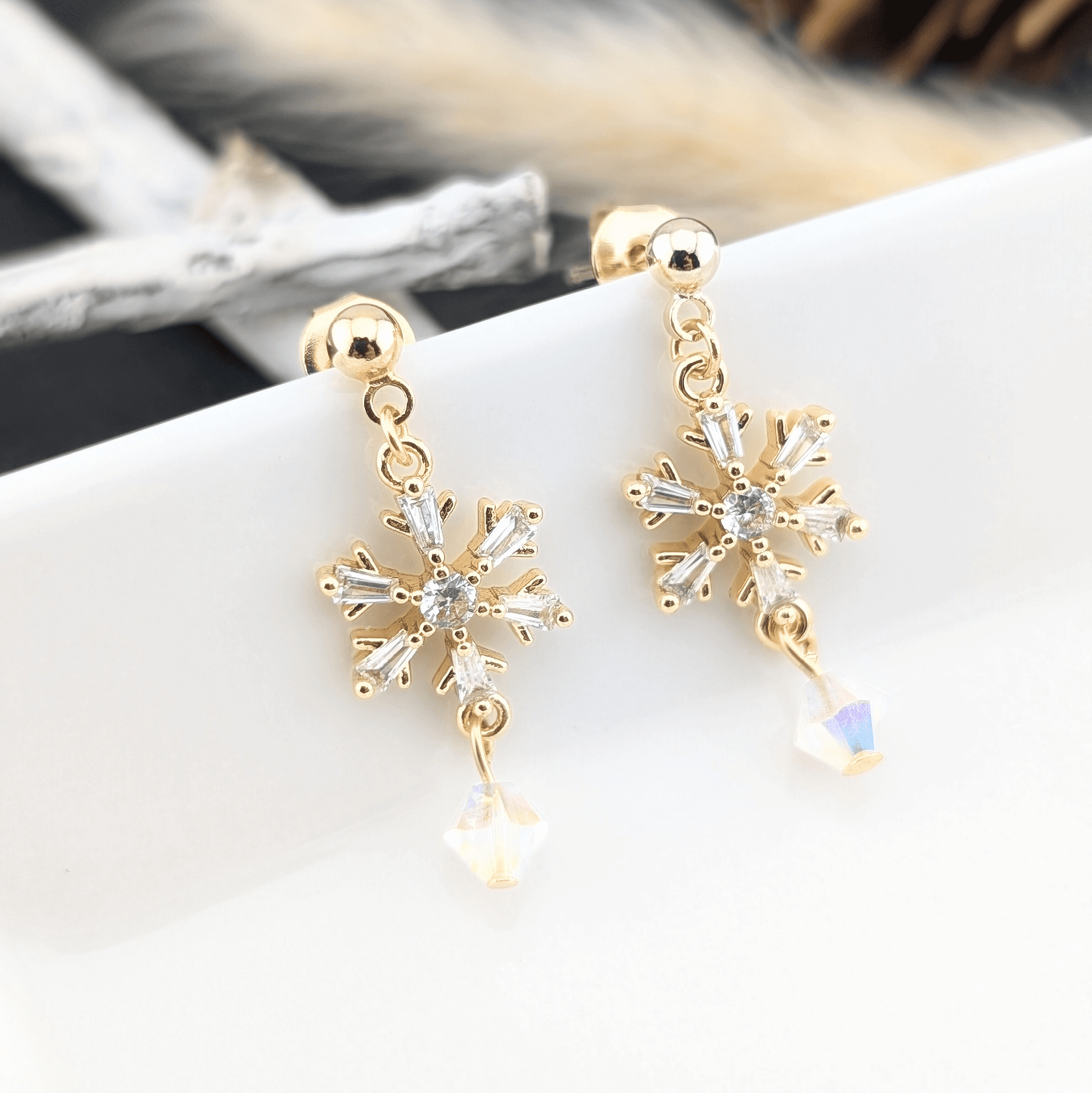 月明かりに舞う 雪の結晶ピアス | 3枚目