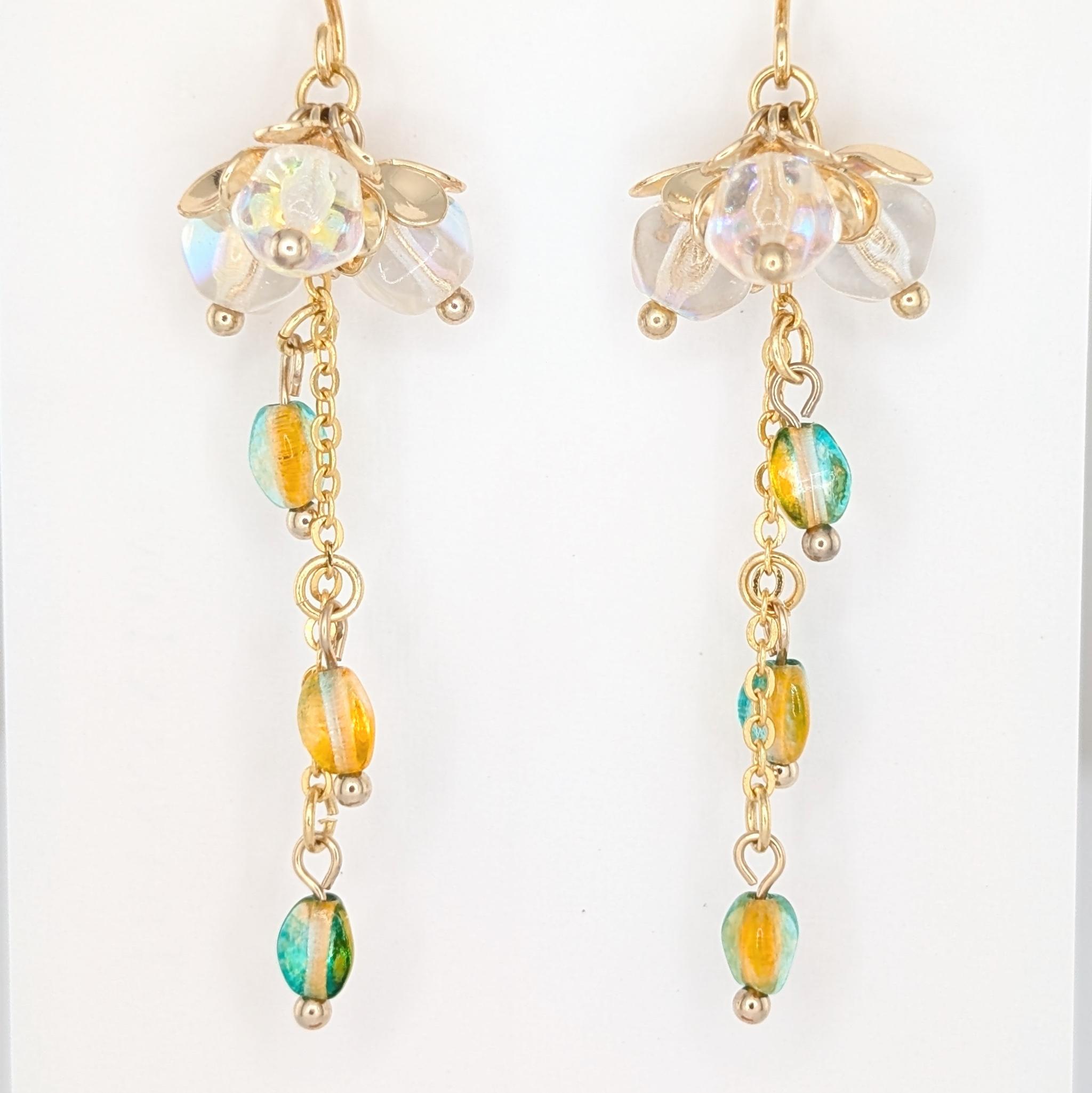 メタルフラワーとチェコビーズのお花ピアス | 6枚目