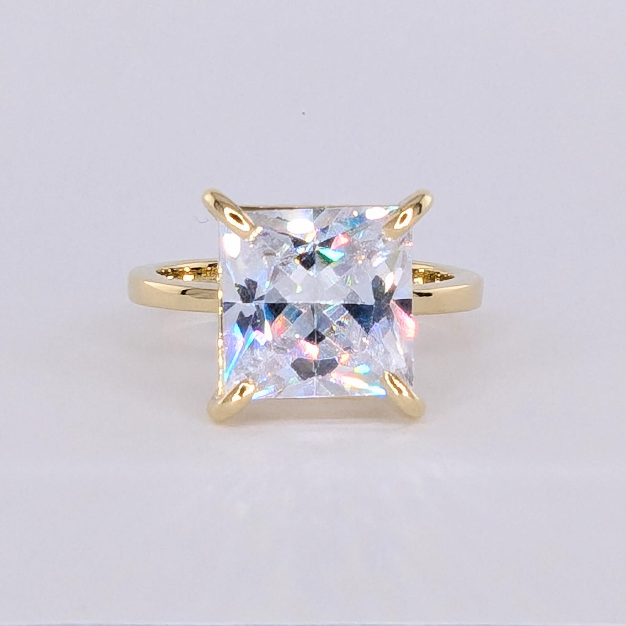 大きなプリンセスカットのリング | 3枚目