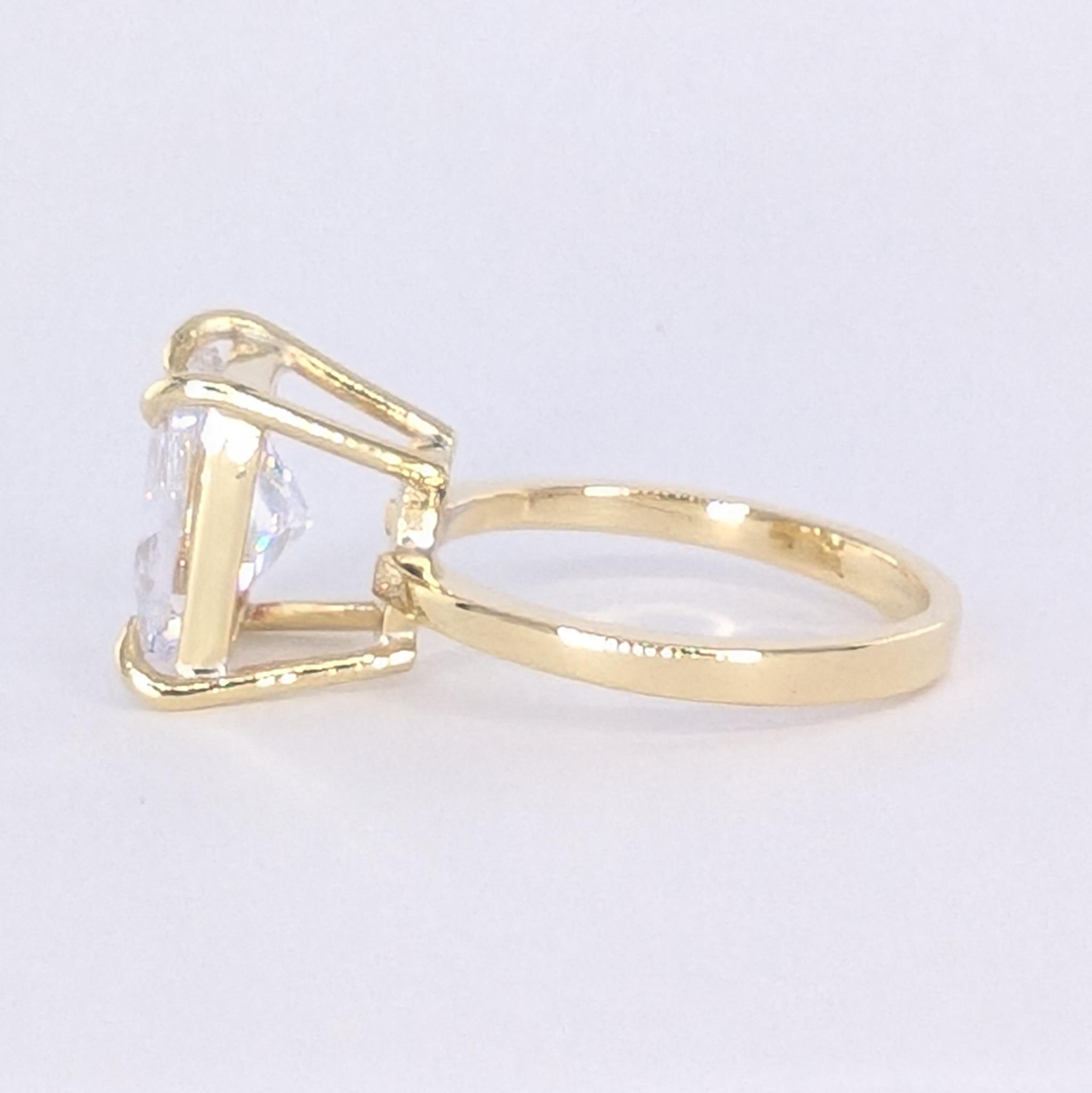 大きなプリンセスカットのリング | 4枚目