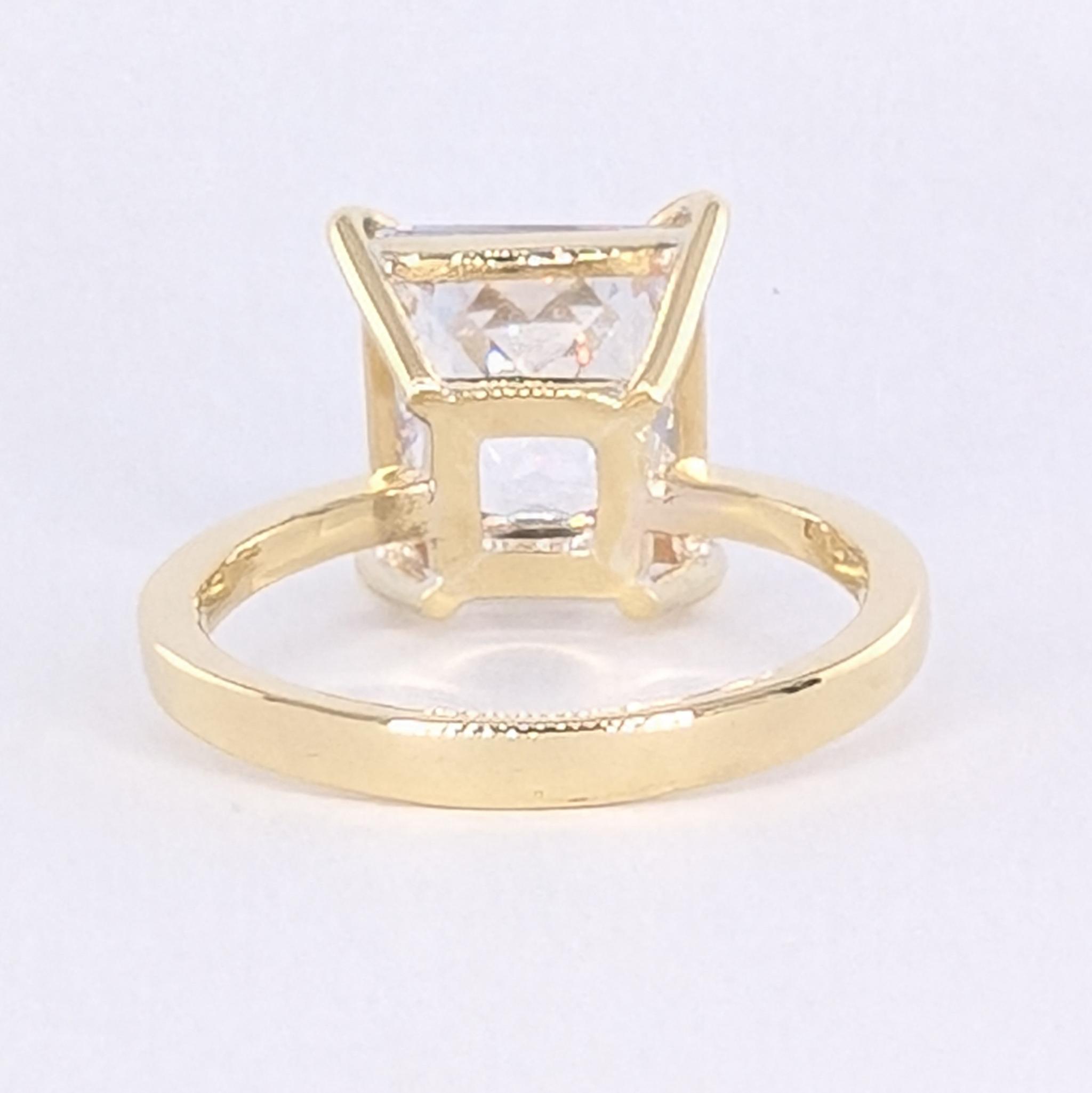 大きなプリンセスカットのリング | 5枚目