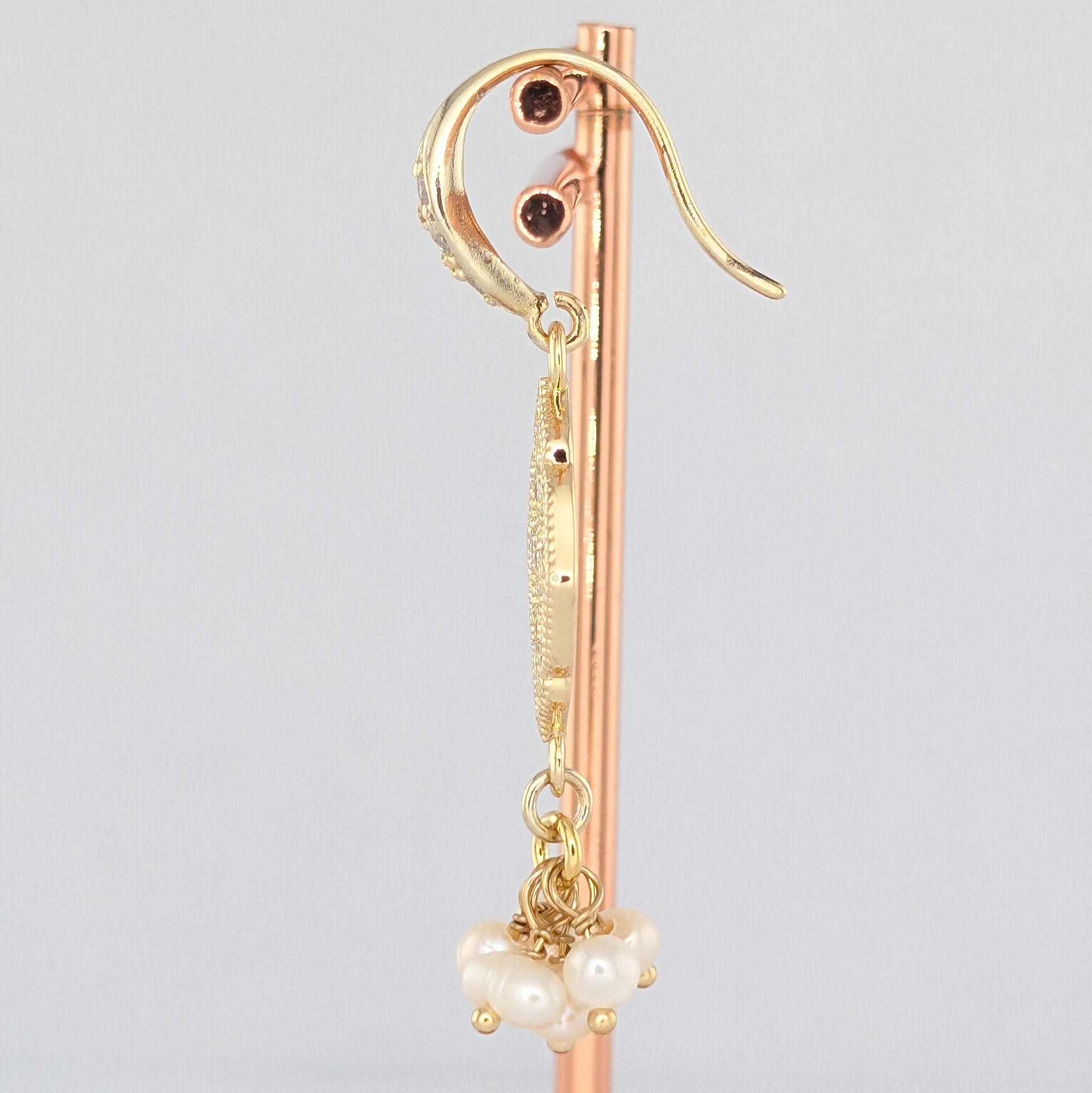 透かしの花模様と淡水パールのエレガントピアス　ゴージャス　おしゃれ | 4枚目